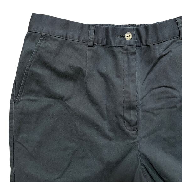 VTG L.L. BEAN High Rise Bermuda Shorts in Navy Blue SZ 14 - Picture 2 of 8